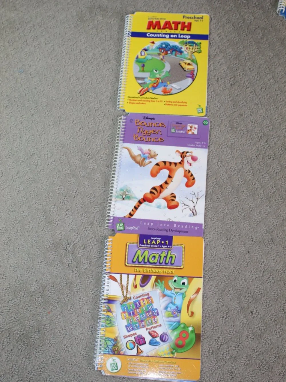 LeapPad Learning System 2001 Starter Book, 9 books & Cartridges & Carry Case